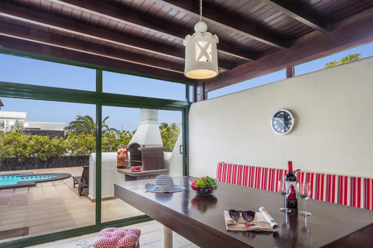 Villa Victoria Luz By Villa Plus Playa Blanca  Extérieur photo