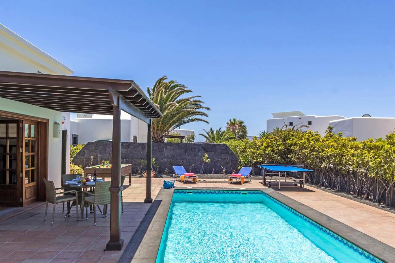 Villa Victoria Luz By Villa Plus Playa Blanca  Extérieur photo